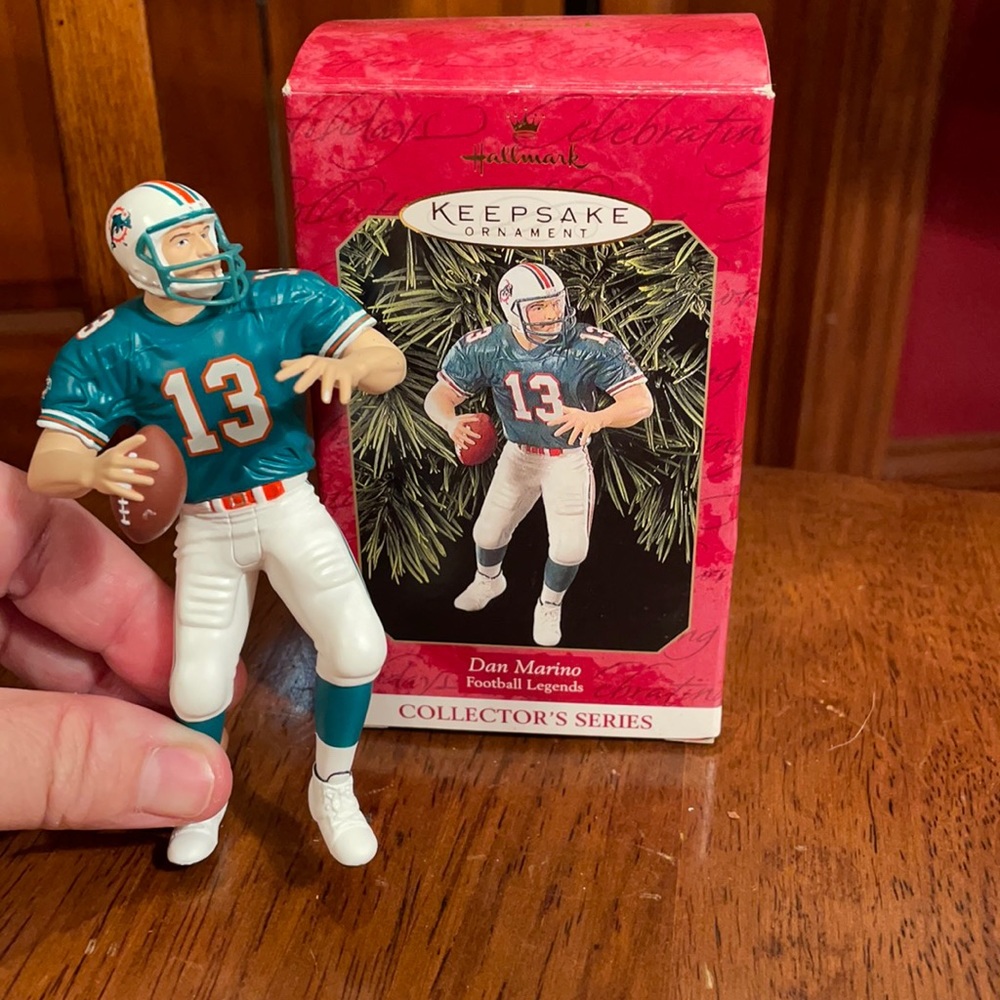 Vintage Hallmark Dan Marino ornament 1999